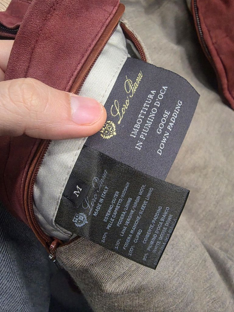 [1300만원]로로피아나 키드스킨 스웨이드 캐시미어 자켓 트래블구스다운 팔아요 이미지