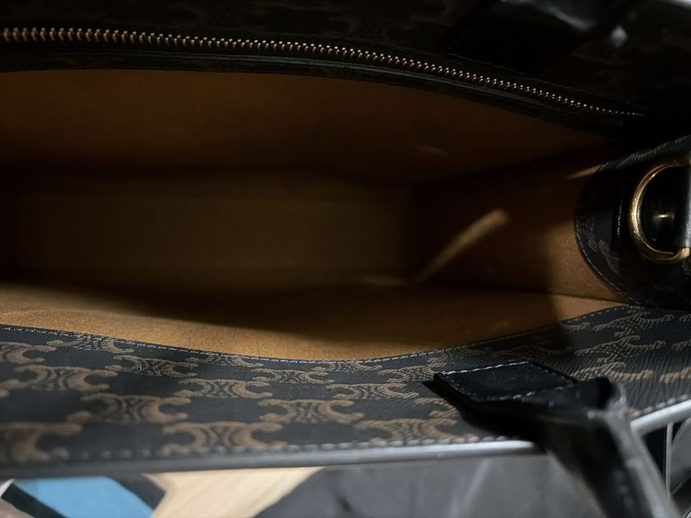 셀린느 버티컬 카바스 토트백 미디엄 이미지