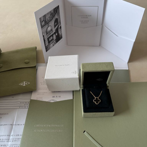 반클리프 알함브라 오닉스 빈티지