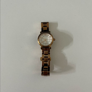 마크 제이콥스 여성 메탈시계