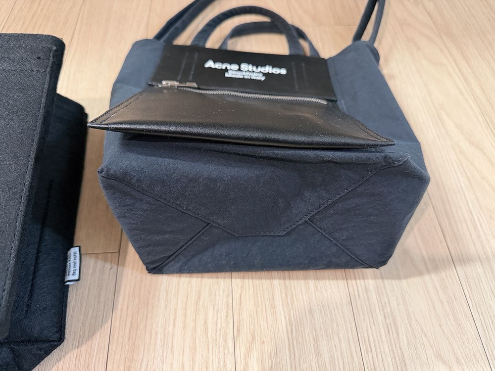 (정품) 아크네 베이커 미디엄 토트백 + 전용이너백 포함 이미지