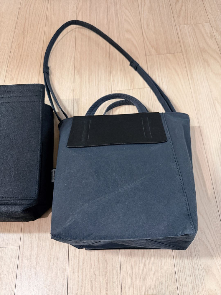(정품) 아크네 베이커 미디엄 토트백 + 전용이너백 포함 이미지