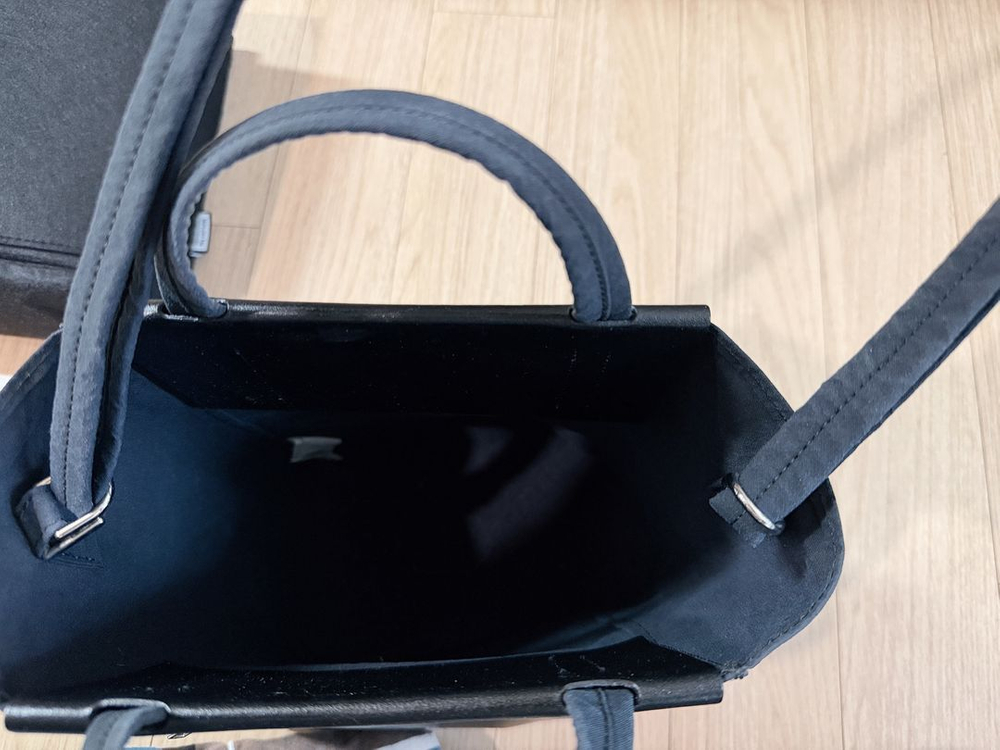 (정품) 아크네 베이커 미디엄 토트백 + 전용이너백 포함 이미지