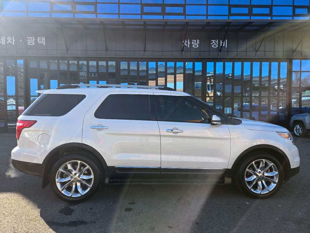 13년식포드익스플로러(5세대)3.5 V6 4WD리미티지 휘발유 오토차량850만원--2