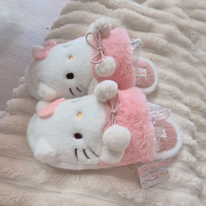 헬로키티 털실내화 퍼슬리퍼 캐릭터 슬리퍼 210~220