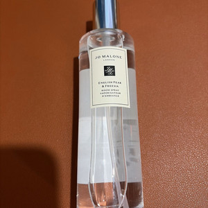 (25.6백화점구매)조말론 잉글리쉬앤프리지아 룸스프레이 100ml