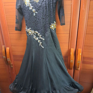 여성용 댄스스포츠드레스 싸게 팔아요(사이즈는 66)