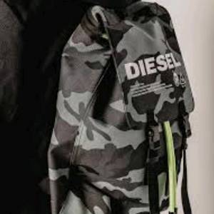 디젤 볼파고 리미티드 밀리터리 디젤 로고 백팩<일본구입>