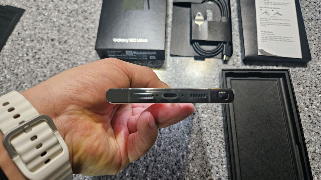 갤럭시 S23 울트라 그린 512g 자급제 풀박스 팝니다(26.02.27 액정교체완료)--4