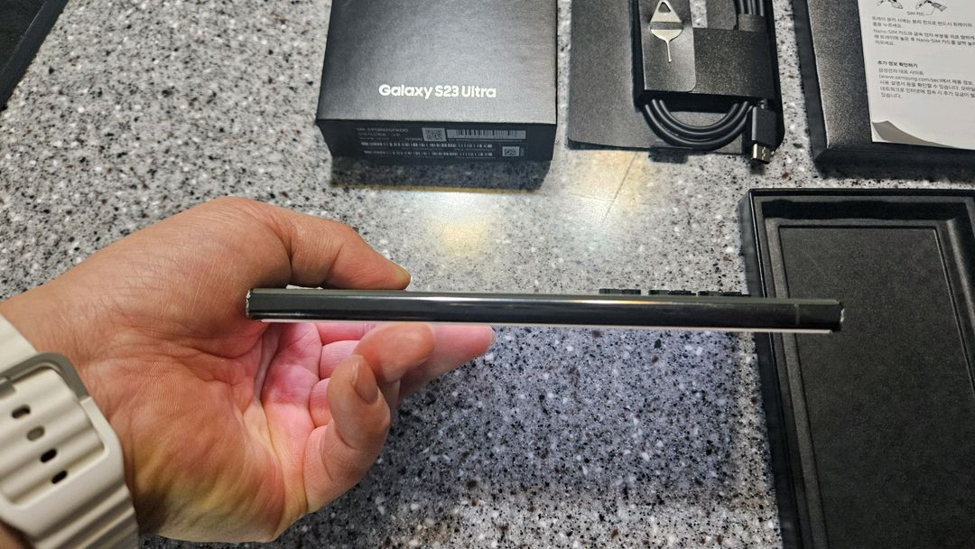 갤럭시 S23 울트라 그린 512g 자급제 풀박스 팝니다(26.02.27 액정교체완료)--6