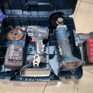 보쉬 GDX18V-EC 임팩드릴 렌치 보쉬 GWS18V-7 그라인더 풀세트 경기광주 택배가능 이미지