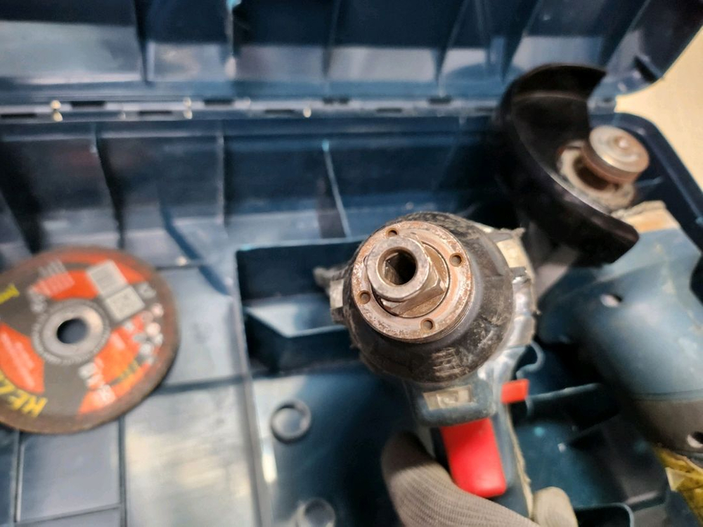 보쉬 GDX18V-EC 임팩드릴 렌치 보쉬 GWS18V-7 그라인더 풀세트 경기광주 택배가능 이미지