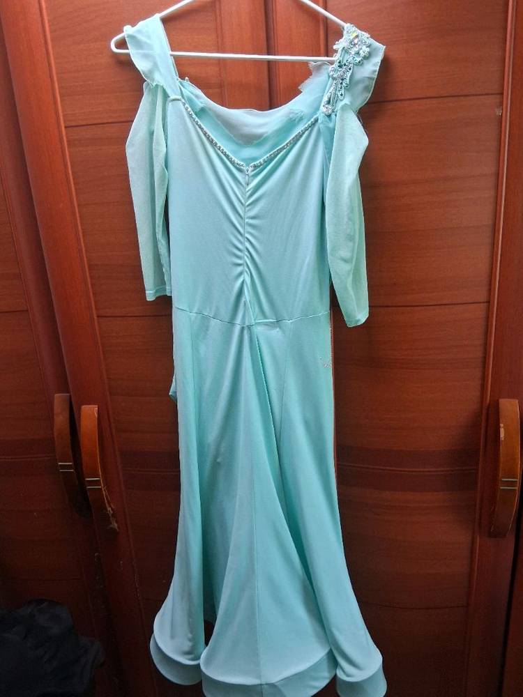 여성용 댄스스포츠 맞춤드레스 싸게 팝니다(사이즈는 66)--2