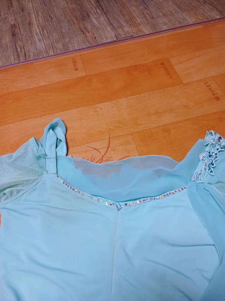 여성용 댄스스포츠 맞춤드레스 싸게 팝니다(사이즈는 66)--6