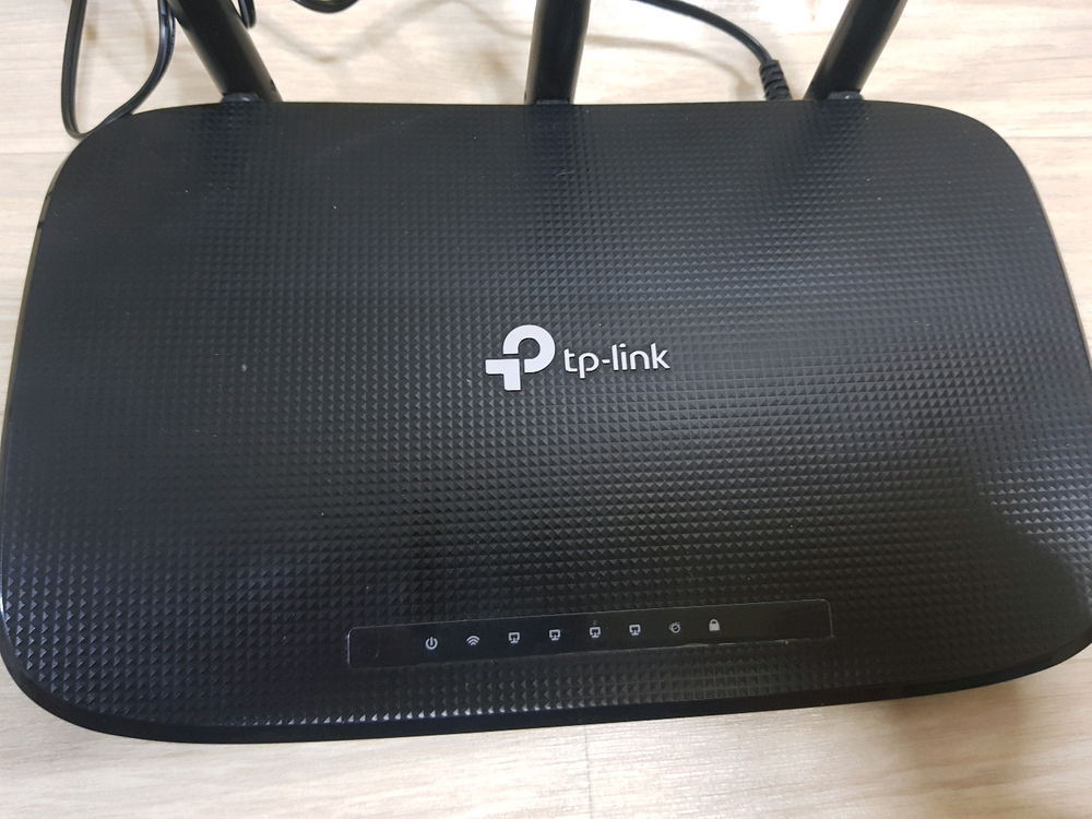 TP-Link TL-WR940N Plus 유무선 공유기--1