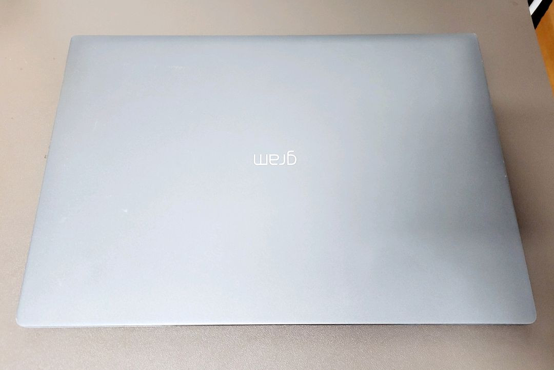 LG그램 17인치 부품용--1