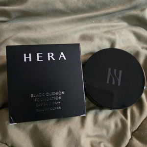 NEW 블랙 쿠션 파운데이션 00P1