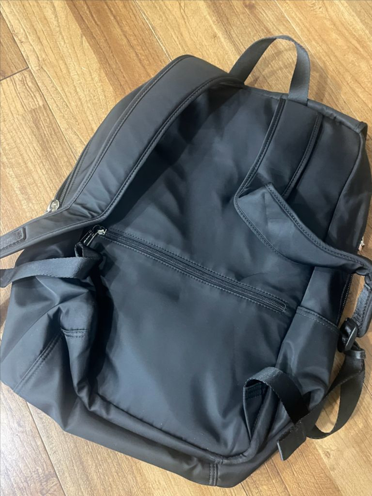 캘빈클라인 백팩 CK 백팩 노트북 가방 이미지