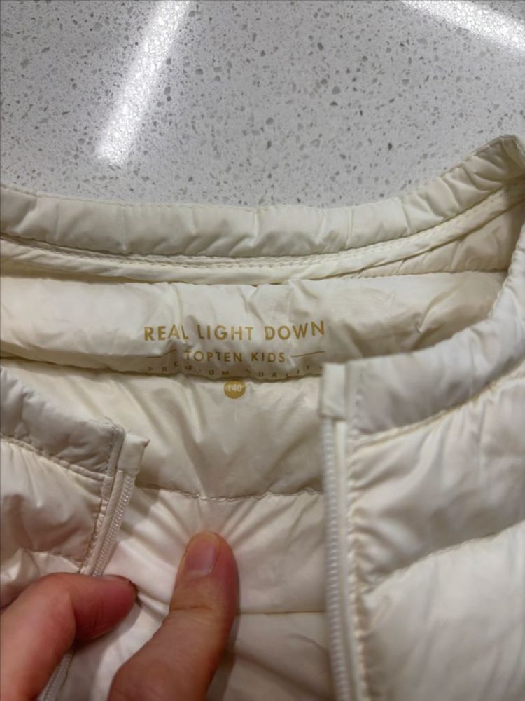 140사이즈 탑텐 경량패딩조끼두벌 일괄--1