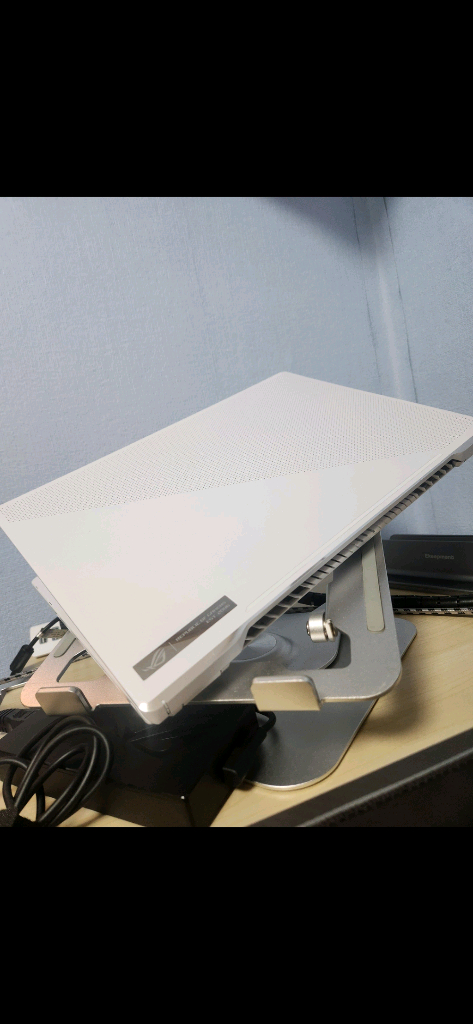 에이수스 로그 제피러스 g15 rtx 3080모델이랑 교환할 노트북 구합니다 ! 이미지