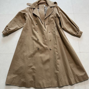 아크로 수지 트렌치 코트