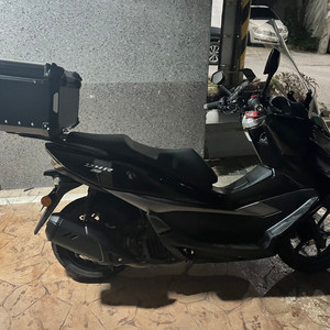 DNA UHR 125cc 스쿠터 오토바이 이미지