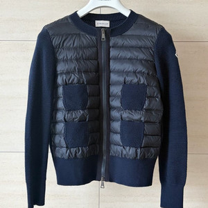 몽클레어 트리콧 니트패딩 가디건