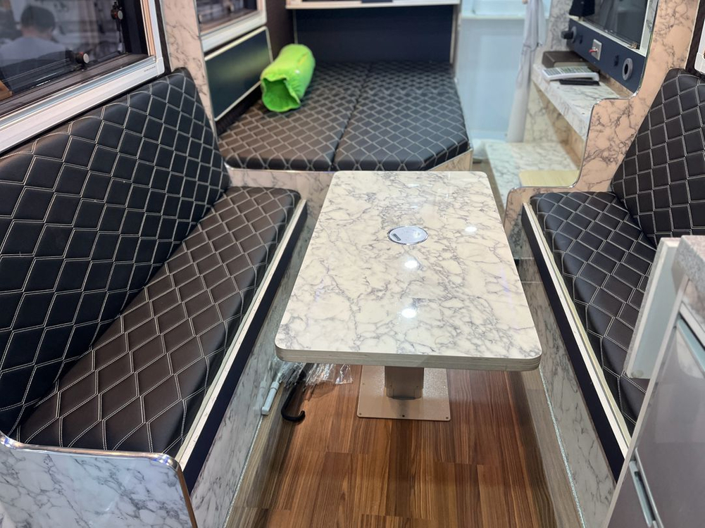 카운티 캠핑카 대구 8579 이미지