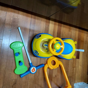 뽀로로허니붕붕카 18000원