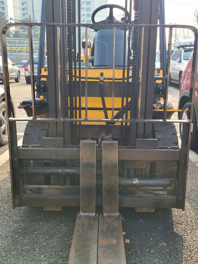 [개인/급매] 22년식 현대 2.5톤 지게차(25D-9B) / 2,500시간 / 자동발 4스풀[2100] 이미지