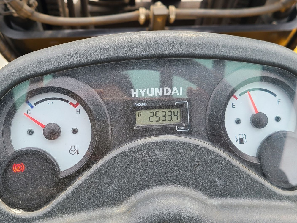 [개인/급매] 22년식 현대 2.5톤 지게차(25D-9B) / 2,500시간 / 자동발 4스풀[2100] 이미지