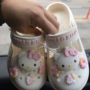 산리오 헬로키티 크록스 슬리퍼 240(37-38)