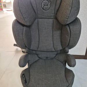 주니어 카시트 이미지