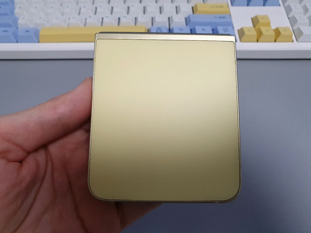 갤럭시 Z플립6 / 256GB / 옐로우 이미지