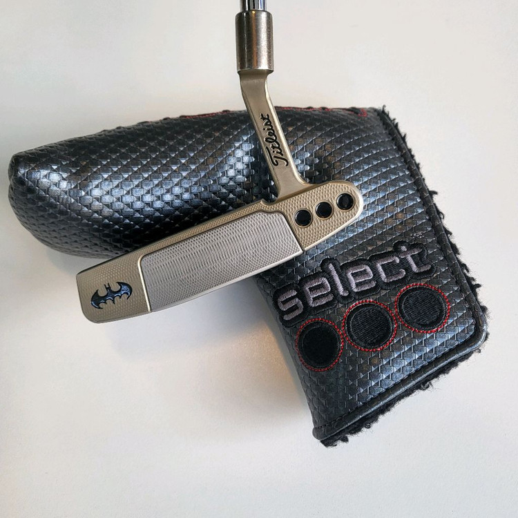 스카티카메론 셀렉트 뉴포트 배트맨 커스텀 퍼터 35인치 최상급 이미지