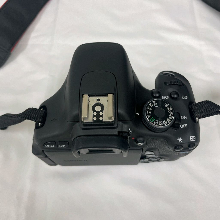 캐논 EOS 600D DSLR 카메라 이미지