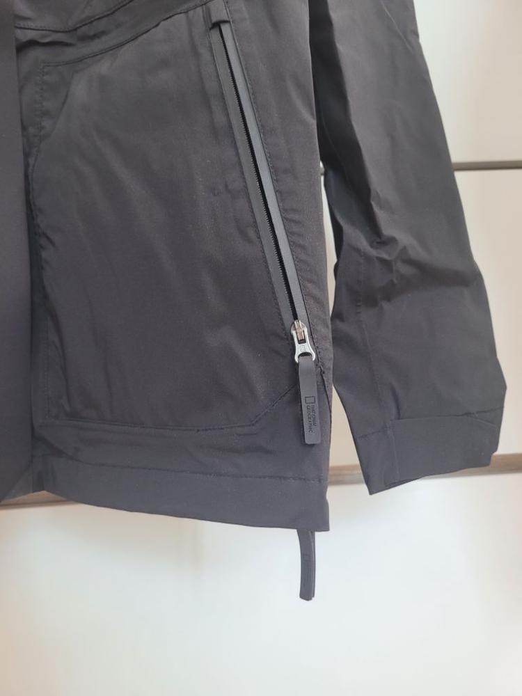 새상품)내셔널지오그래픽 여성 경량 바람막이 자켓 90 이미지