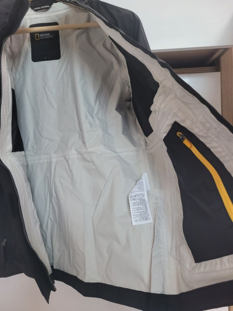 새상품)내셔널지오그래픽 여성 경량 바람막이 자켓 90 이미지