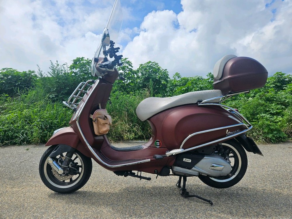 베스파프리마베라125 / 19년식 / 2만키로 / 185만원 / 튜닝완료 이미지