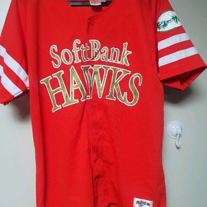 소프트뱅크 호크스 이대호 마킹 유니폼 판매합니다. 사이즈는 100