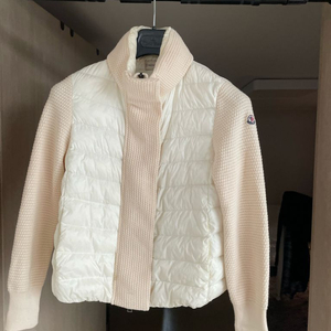 몽클레어 니트패딩 여성 xs사이즈