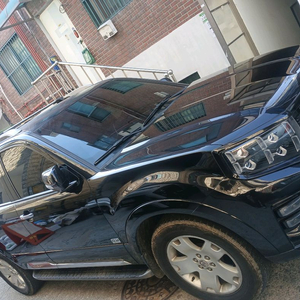 모하비 18인치 순정 휠타이어 포함 25만원 저렴히 판매합니다.