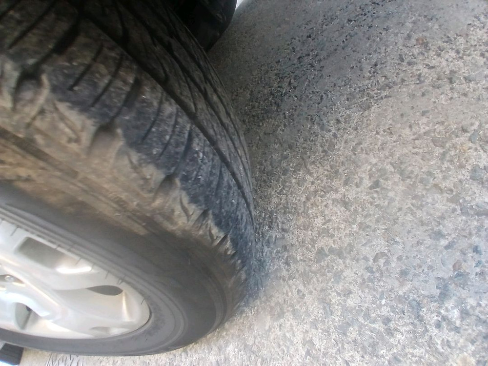 모하비 18인치 순정 휠타이어 포함 25만원 저렴히 판매합니다.--1