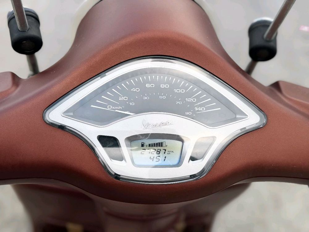 베스파프리마베라125 / 19년식 / 2만키로 / 185만원 / 튜닝완료 이미지