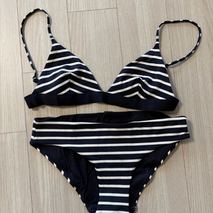 코스 비키니 수영복