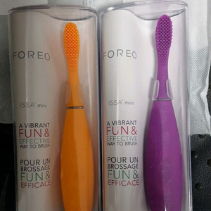 포레오 이사미니 전동칫솔 팝니다.