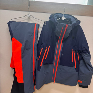 데상트 스키복 팝니다