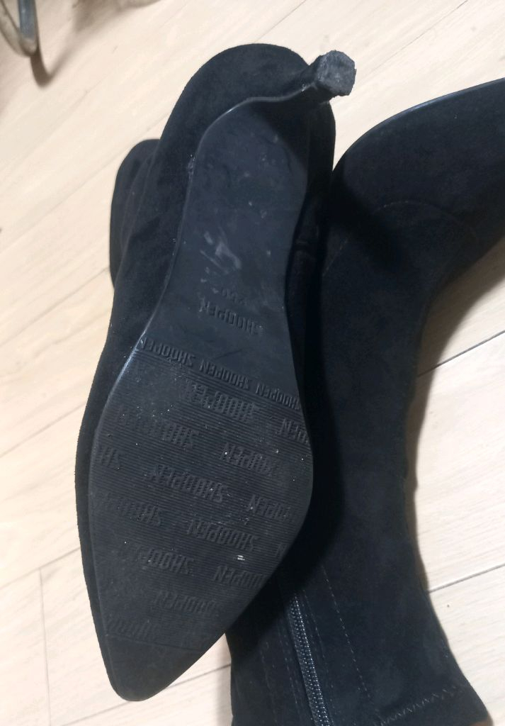 슈펜 여성 앵클부츠 250사이즈 굽7--3