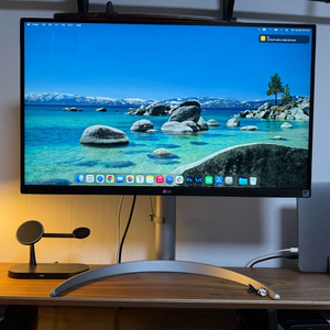 맥북 연결 4k LG 모니터판매 합니다.