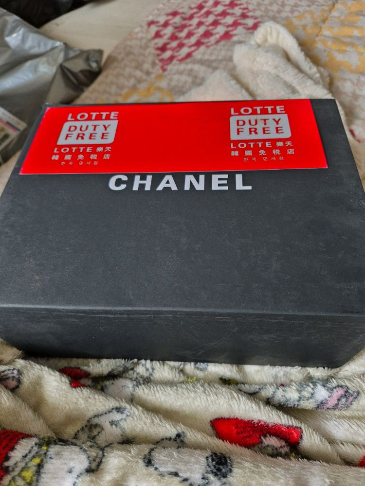 샤넬 보이백 스몰 플랩백 은장 블랙 이미지